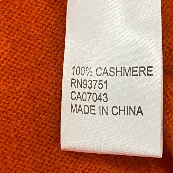 InCashmere Pure Baby Cashmere Long Sleeve CrewNeck Sweater in Pumpkin Blaze S - Picture 9 of 11